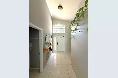 13237 NW 15th Ct, Pembroke Pines, FL 33028 - Photo 9