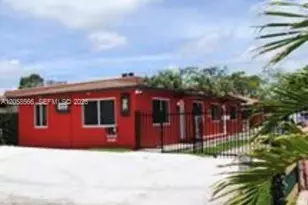 2513 Lincoln St, Hollywood, FL 33020 - Photo 3
