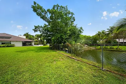 8925 SW 102nd Ter, Miami, FL 33176 - Photo 63