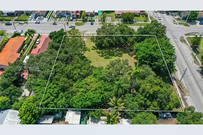 2810 NW 14th St, Miami, FL 33125 - Photo 13