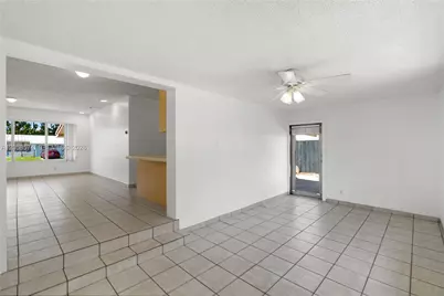 661 W 50th Pl, Hialeah, FL 33012 - Photo 21