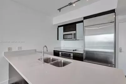 55 SE 6th St #3604, Miami, FL 33131 - Photo 3