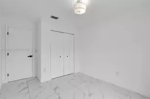 19131 NW 33rd Ct, Miami Gardens, FL 33056 - Photo 15