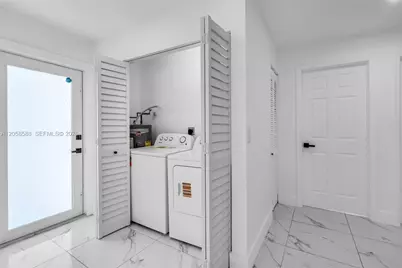 19131 NW 33rd Ct, Miami Gardens, FL 33056 - Photo 13