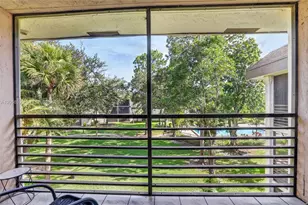 7653 NW 79th Ave, Tamarac, FL 33321 - Photo 11