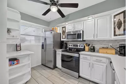 7653 NW 79th Ave #312, Tamarac, FL 33321 - Photo 5