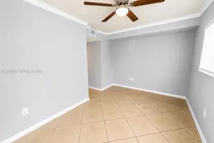 1000 Palm Trail, Delray Beach, FL 33483 - Photo 5