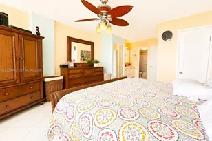 7135 Collins Ave, Miami Beach, FL 33141 - Photo 15