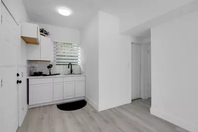 57 NW 68th St, Miami, FL 33150 - Photo 13