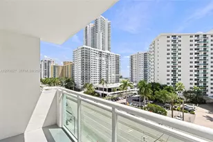 3000 S Ocean Dr, Hollywood, FL 33019 - Photo 11