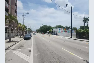 1410 SW 1st St #1420, Miami, FL 33135 - Photo 17