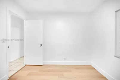 304 SW 77th Ave, North Lauderdale, FL 33068 - Photo 23