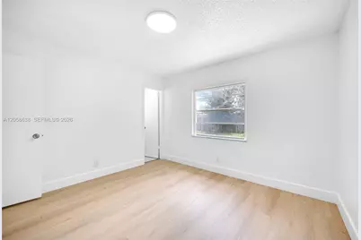 304 SW 77th Ave, North Lauderdale, FL 33068 - Photo 31