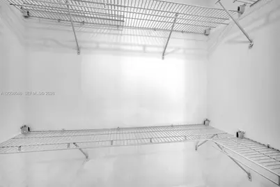 1300 Brickell Bay Dr #2005, Miami, FL 33131 - Photo 23