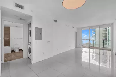 1300 Brickell Bay Dr #2005, Miami, FL 33131 - Photo 11