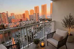 300 Bayview Dr, Sunny Isles Beach, FL 33160 - Photo 11