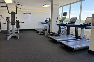 400 Kings Point Dr, Sunny Isles Beach, FL 33160 - Photo 13