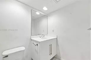 3000 S Ocean Dr, Hollywood, FL 33019 - Photo 19