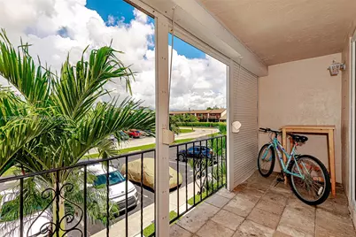 1413 N 15th Ave #8, Hollywood, FL 33020 - Photo 3