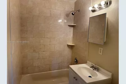 2352 NW 13th Ct, Fort Lauderdale, FL 33311 - Photo 11