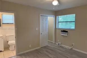 2352 NW 13th Ct, Fort Lauderdale, FL 33311 - Photo 21