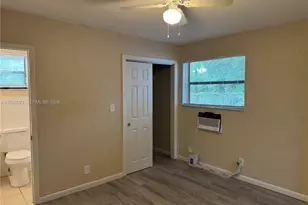 2352 NW 13th Ct, Fort Lauderdale, FL 33311 - Photo 15