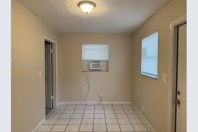 2352 NW 13th Ct, Fort Lauderdale, FL 33311 - Photo 13