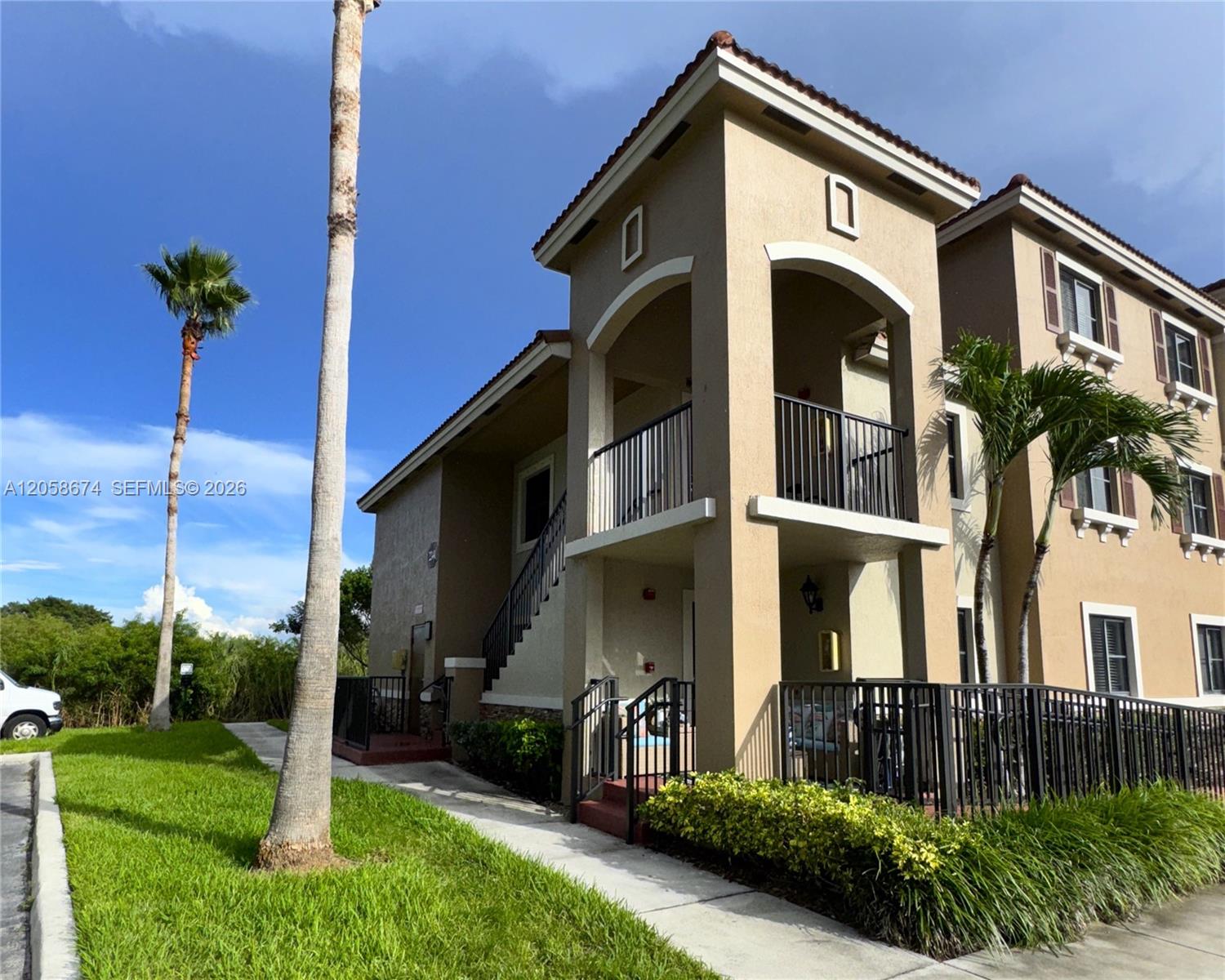 22441 SW 88th Pl #201-5 - 22441 SW 88th Pl #201-5, Cutler Bay, FL 33190 Luxury Property | Jose Angel Pina