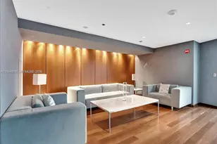 325 S Biscayne Blvd, Miami, FL 33131 - Photo 31