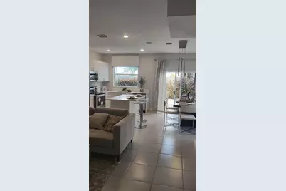2598 SE 29th St #1, Homestead, FL 33035 - Photo 3