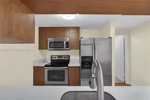 601 NE 23rd St, Miami, FL 33137 - Photo 9