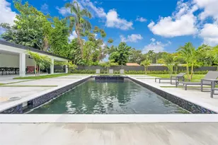 15230 NE 2nd Ave, Miami, FL 33162 - Photo 31