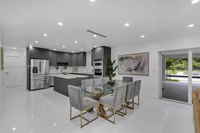 15230 NE 2nd Ave, Miami, FL 33162 - Photo 7