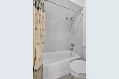 1130 NE 210th Ter, Miami, FL 33179 - Photo 31