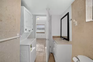 6001 Shaker Wood Cir, Tamarac, FL 33319 - Photo 13