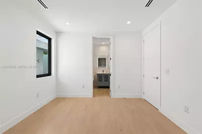 3350 SW 28th Ter, Miami, FL 33133 - Photo 27