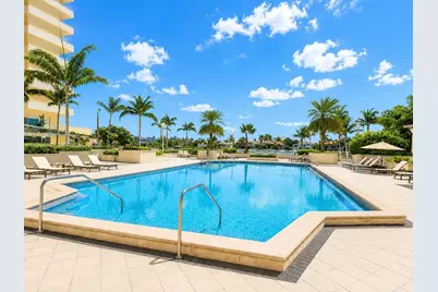 5600 Collins Ave #17U, Miami Beach, FL 33140 - Photo 17