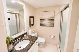 5600 Collins Ave, Miami Beach, FL 33140 - Photo 11