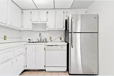 3401 N Country Club Dr #804, Aventura, FL 33180 - Photo 25