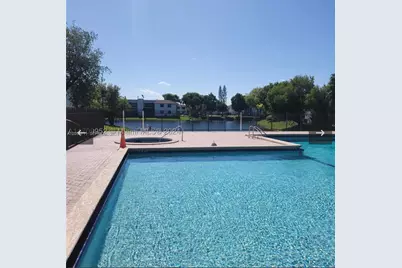 10875 NW 7th St #23-36, Miami, FL 33172 - Photo 11