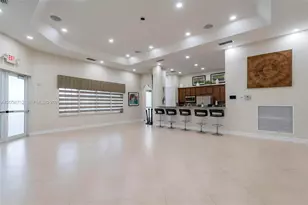 8788 W 35th Ct, Hialeah, FL 33018 - Photo 35