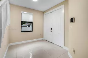 8788 W 35th Ct, Hialeah, FL 33018 - Photo 7