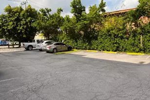 12590 NE 16th Ave, North Miami, FL 33161 - Photo 23