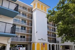 12590 NE 16th Ave, North Miami, FL 33161 - Photo 17
