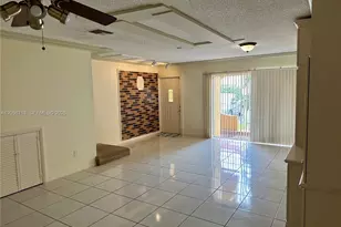 13705 SW 84th St, Miami, FL 33183 - Photo 7