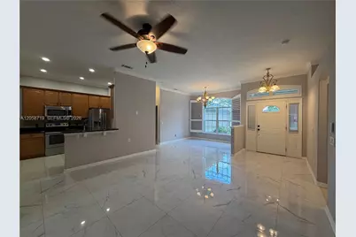 8 Wayler Pl, Palm Coast, FL 32164 - Photo 7