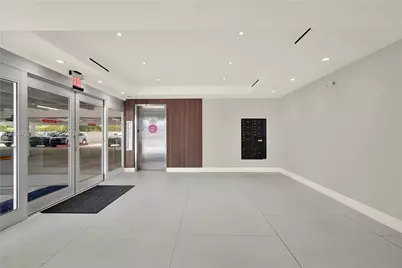 5740 Hollywood Blvd, Hollywood, FL 33021 - Photo 5