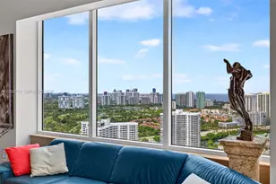3330 NE 190th St, Aventura, FL 33180 - Photo 19