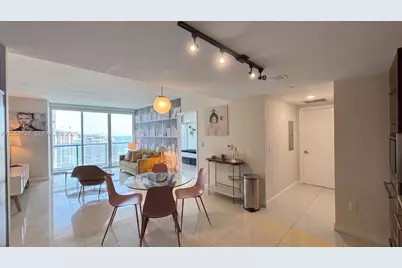 485 Brickell Ave #3401, Miami, FL 33131 - Photo 9