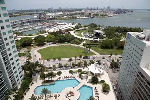 253 NE 2nd St, Miami, FL 33132 - Photo 27